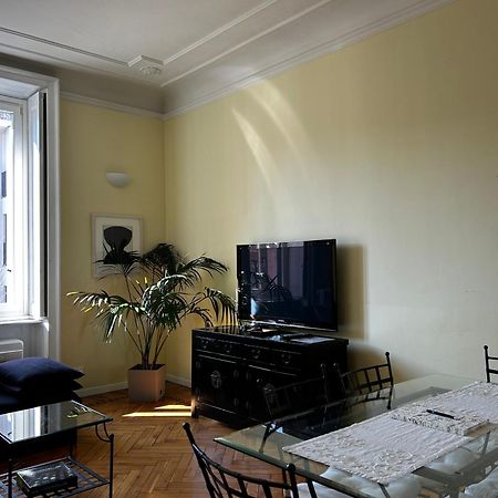 Apartamento Sant'Ambrogio With Charme Milán Exterior foto