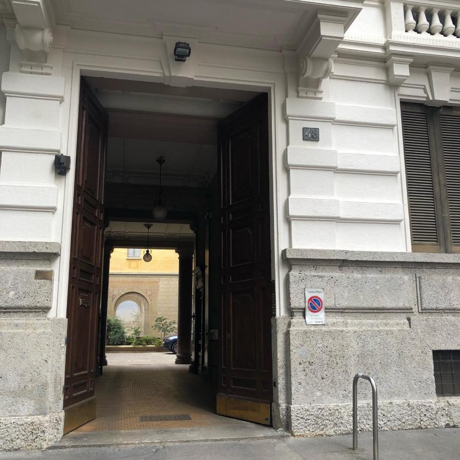 Apartamento Sant'Ambrogio With Charme Milán Exterior foto