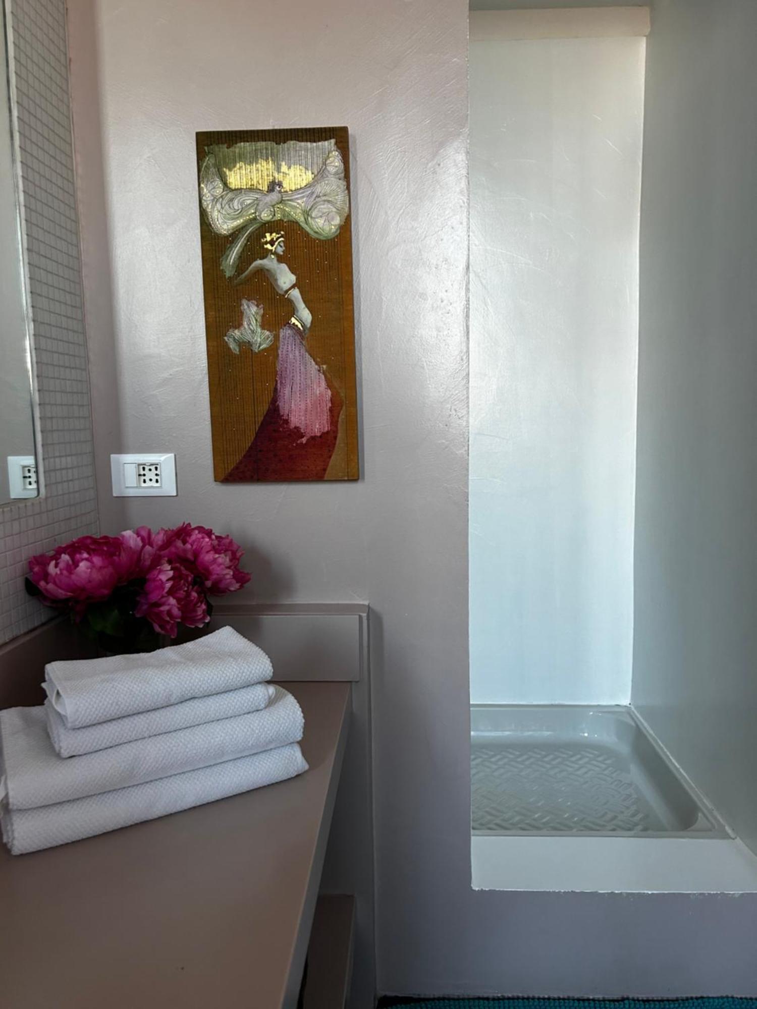 Apartamento Sant'Ambrogio With Charme Milán Exterior foto
