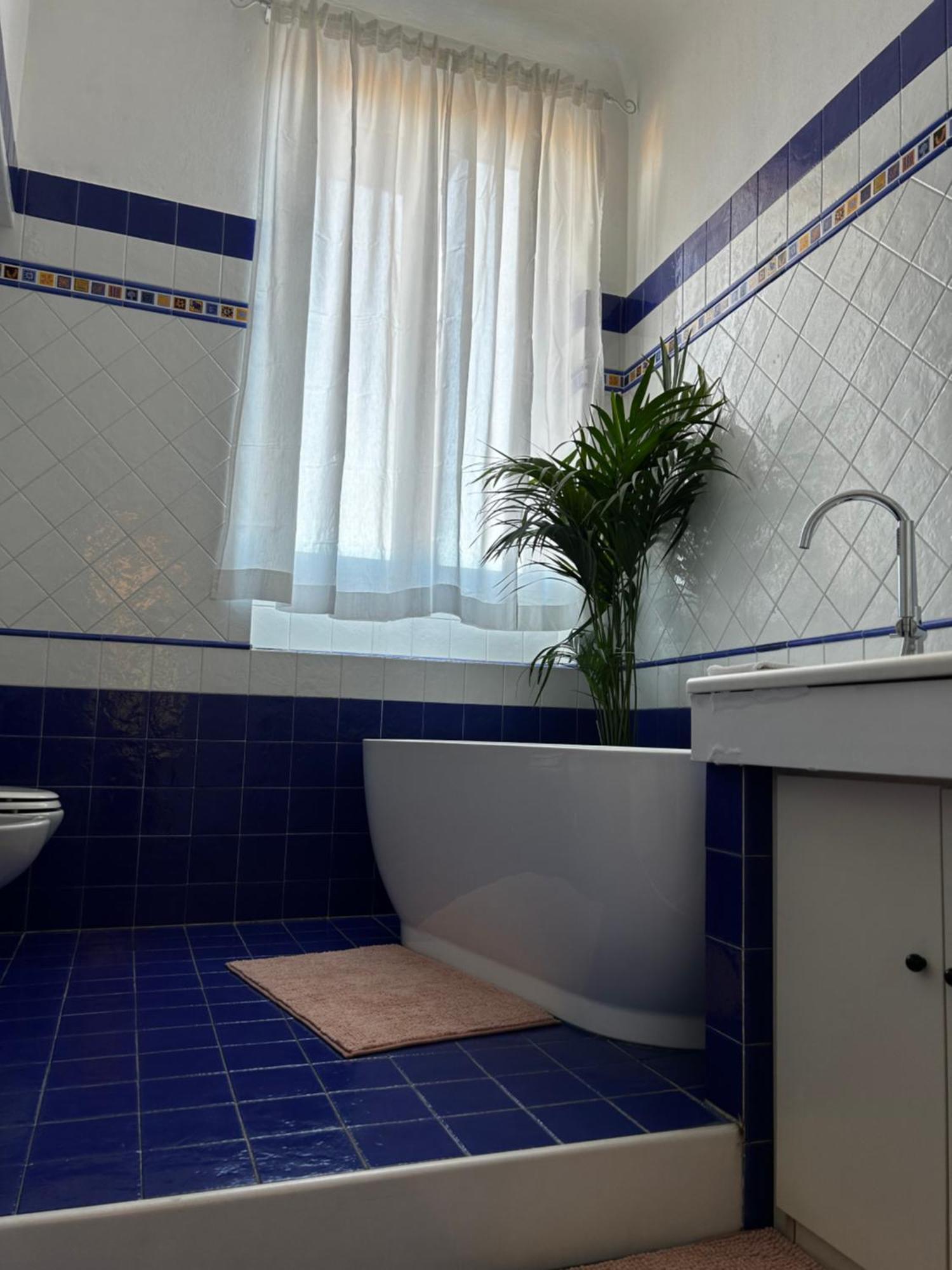 Apartamento Sant'Ambrogio With Charme Milán Exterior foto